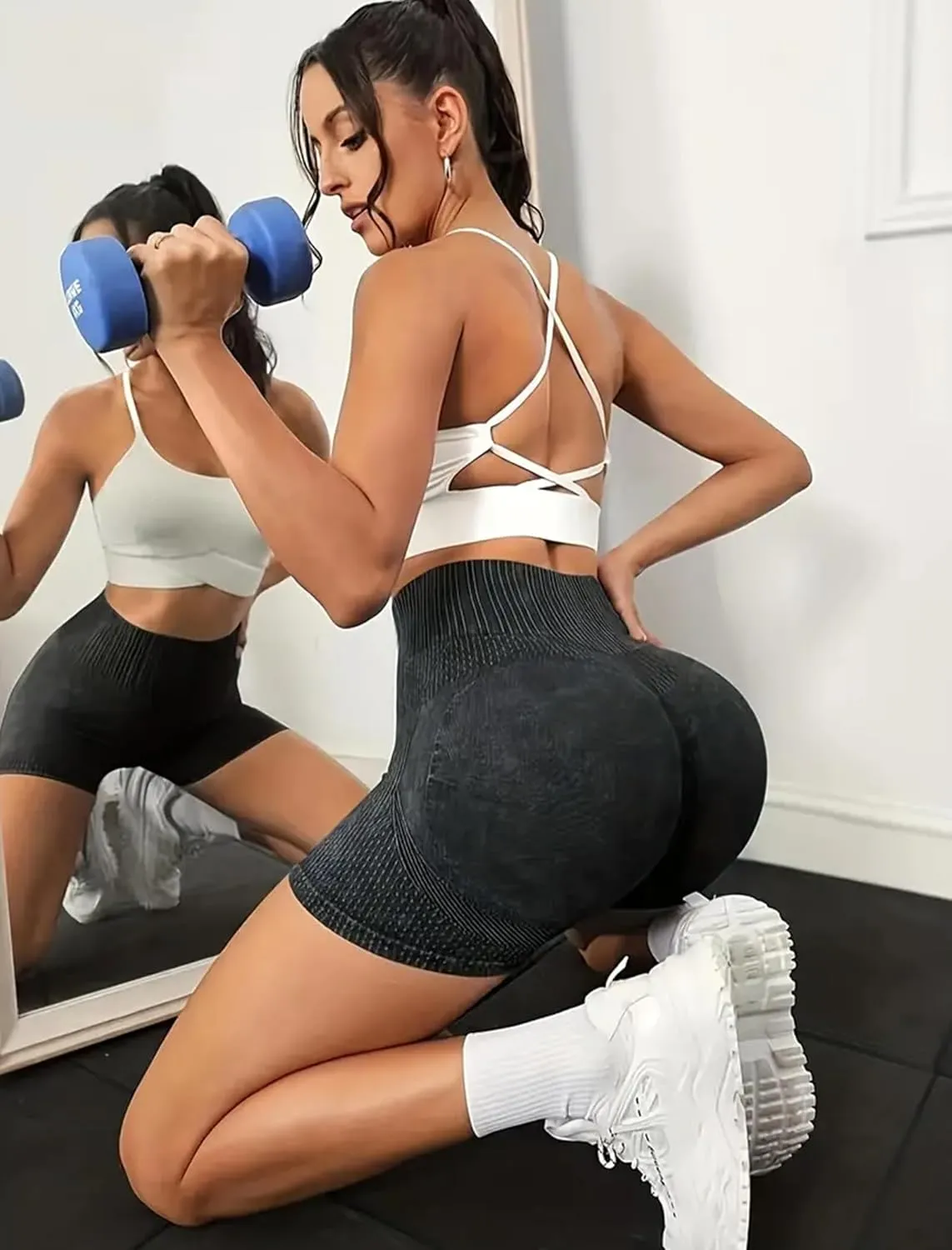Women's Butt Lifting Shorts Workout Shorts High Waisted Booty Scrunch Shorts Athletic Gym Yoga Shorts for Women